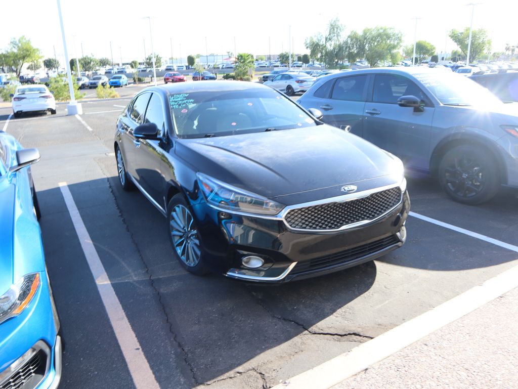Thumbnail: 2017 Kia Cadenza - 3
