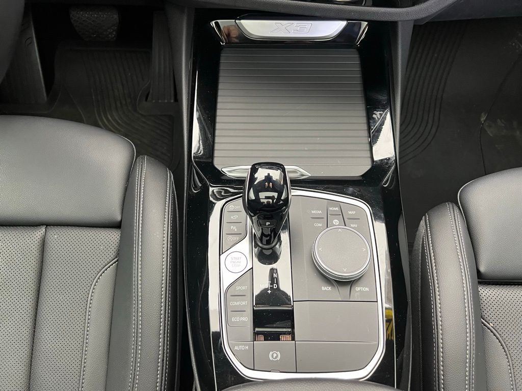 Thumbnail: 2023 BMW X3 - 11