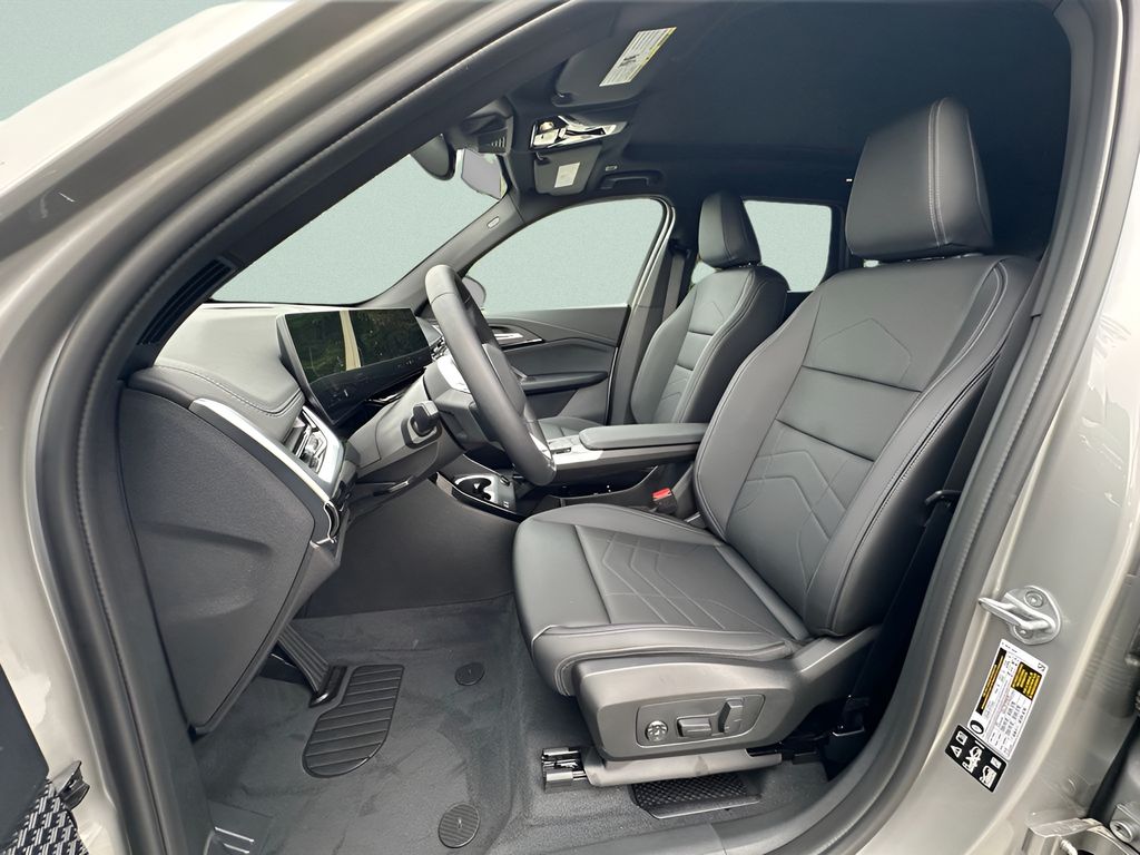 New 2026 Silver BMW xDrive28i image 10