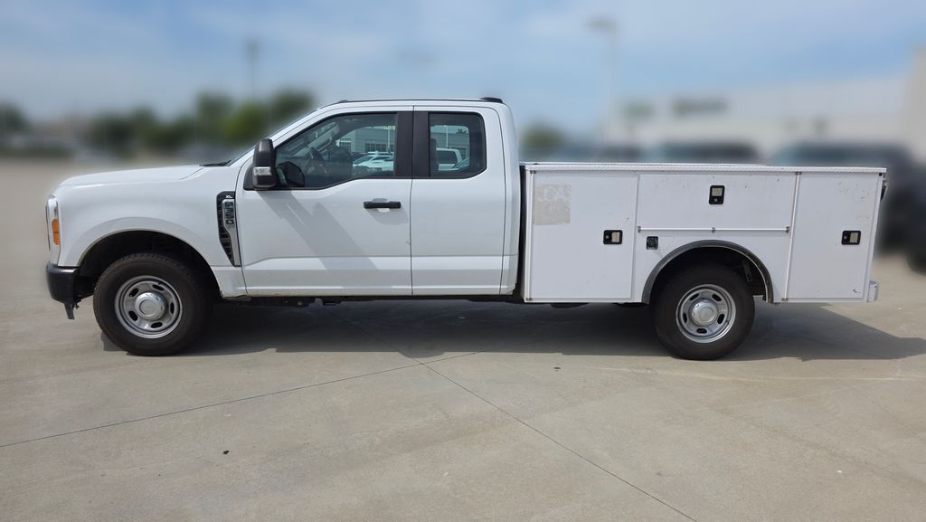 Used 2023 Ford F-350 Super Duty XL with VIN 1FT8X3AA9PED80735 for sale in Kansas City