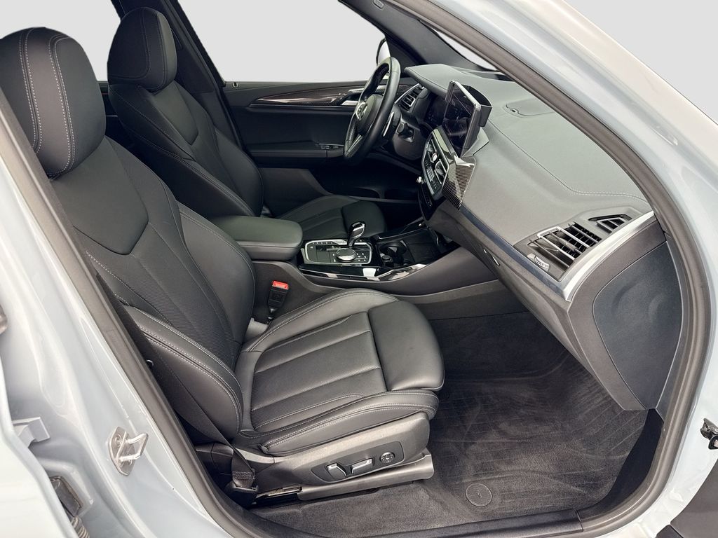 Thumbnail: 2024 BMW X3 - 19