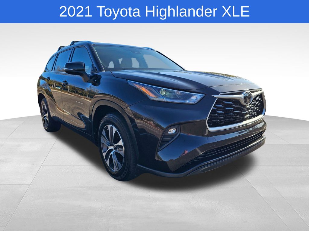 2021 Toyota Highlander XLE 9