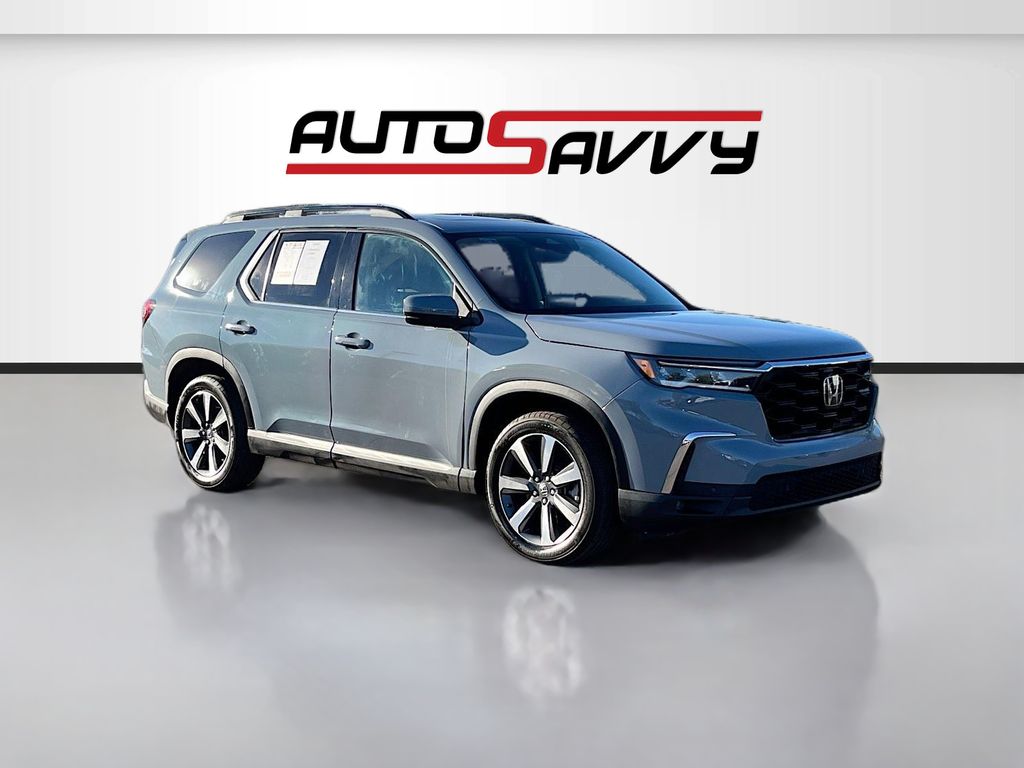 2024 Honda Pilot Touring AWD's photo