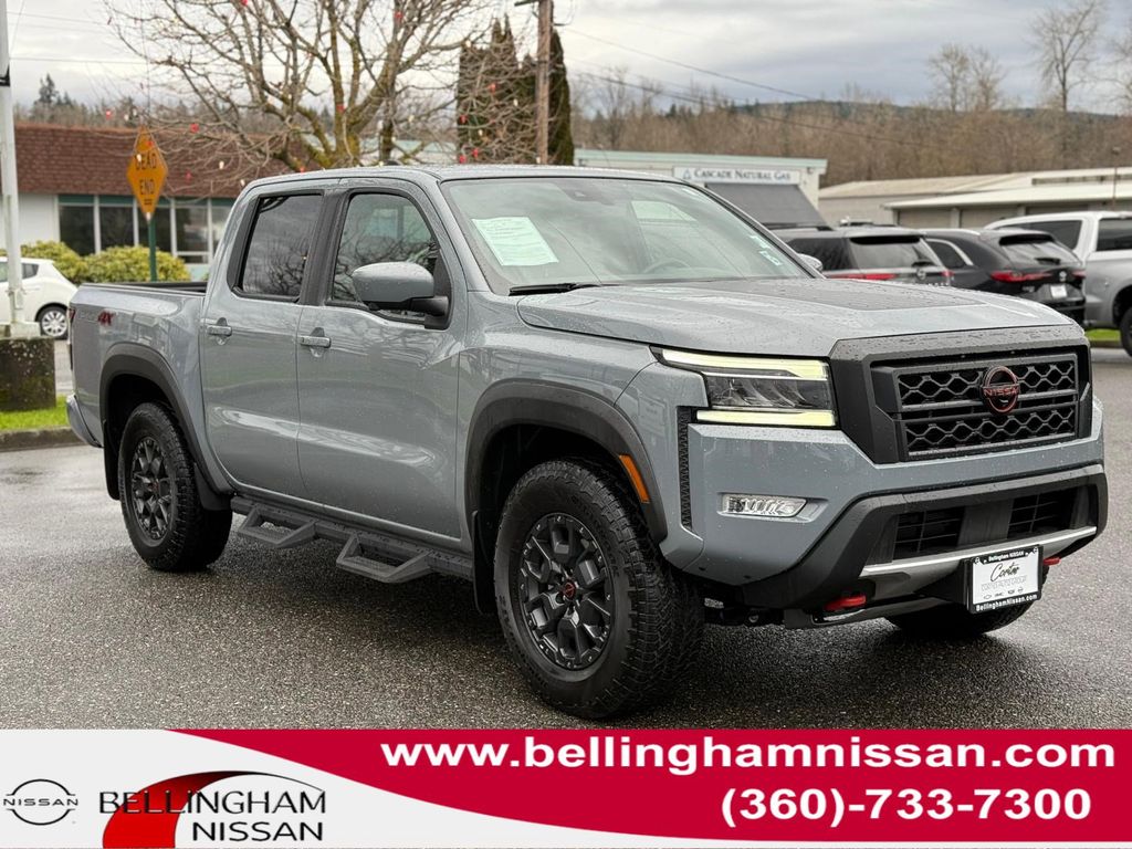 2024 Nissan Frontier PRO-4X Crew Cab 4WD