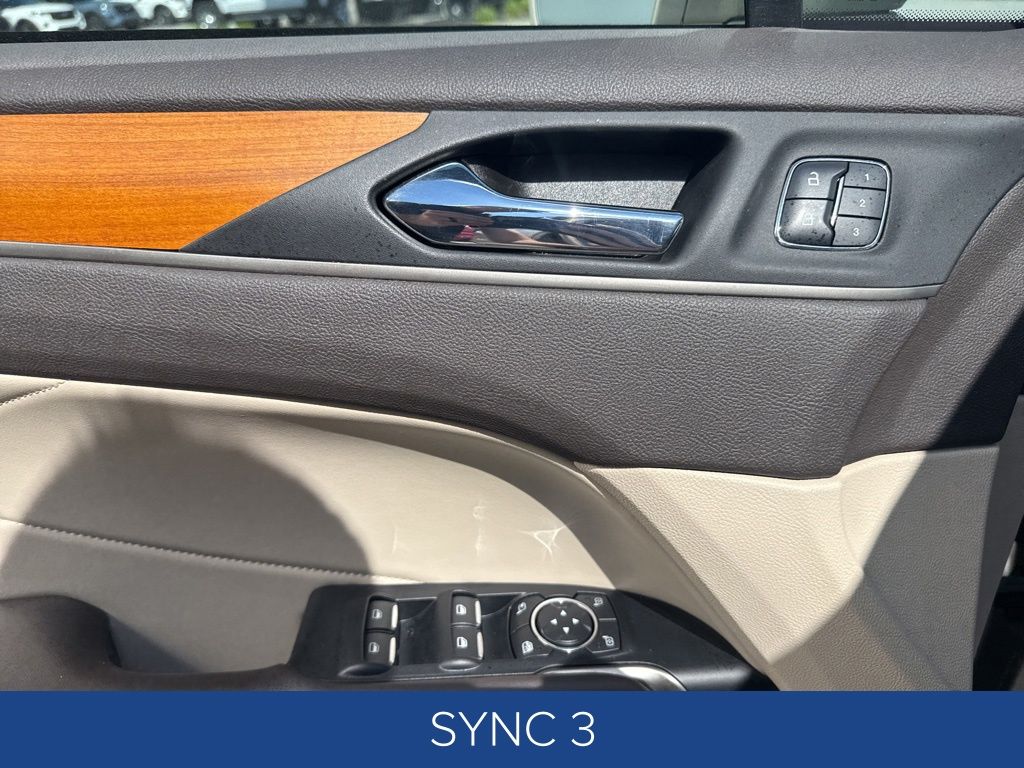 2017 Lincoln MKC Select