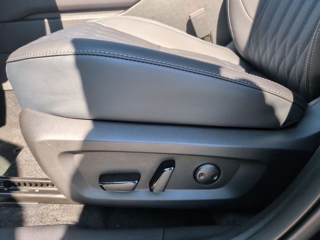 New 2026 Blue Mitsubishi SEL image 20