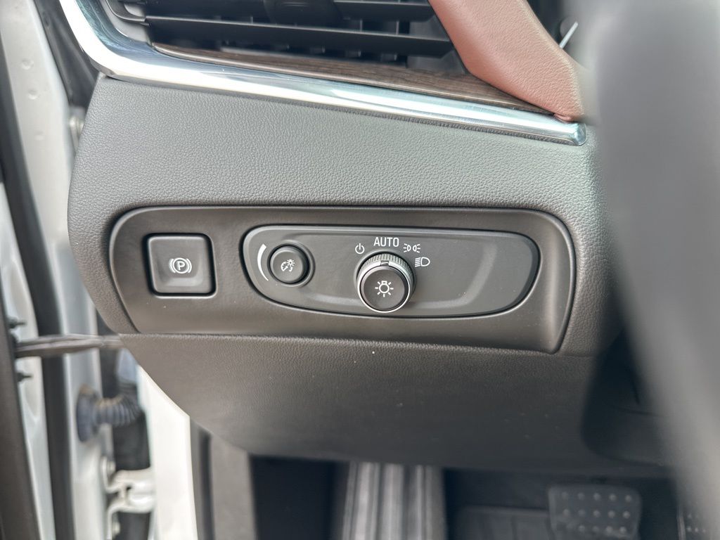 Used Car 2019 Buick Enclave  Avenir For Sale Under $25,000 In Austin, Texas