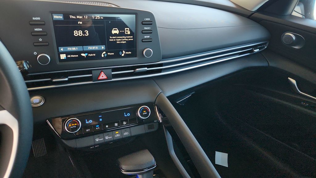 2026 Hyundai Elantra Hybrid