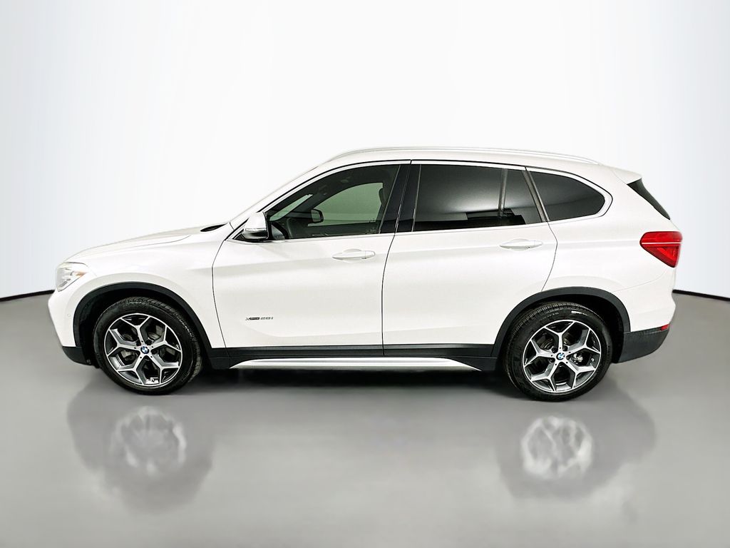 Thumbnail: 2016 BMW X1 - 8