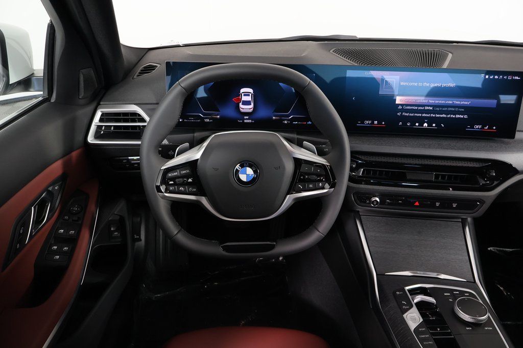 Thumbnail: 2026 BMW 3 Series - 3