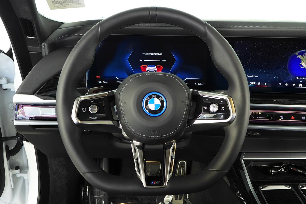 Thumbnail: 2025 BMW i7 - 26