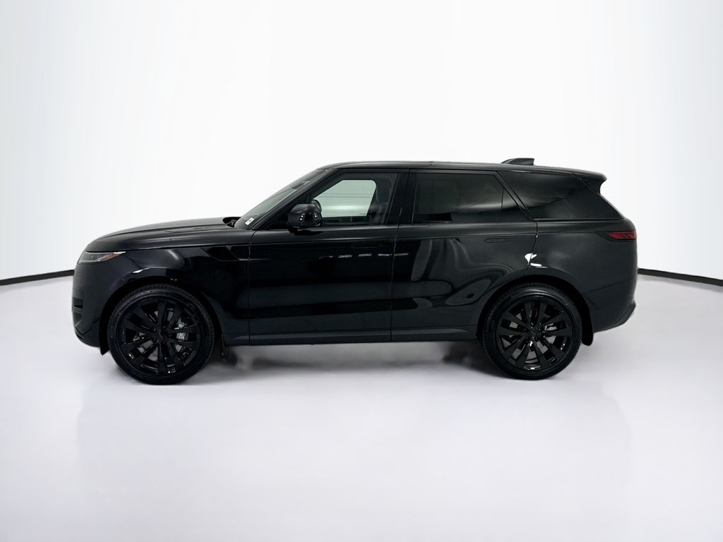 New 2026 Black Land Rover SE image 8