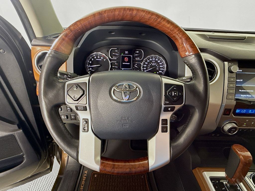 Thumbnail: 2020 Toyota Tundra - 11