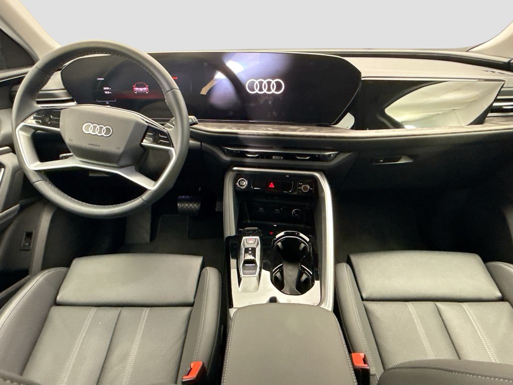 Thumbnail: 2025 Audi Q5 - 13