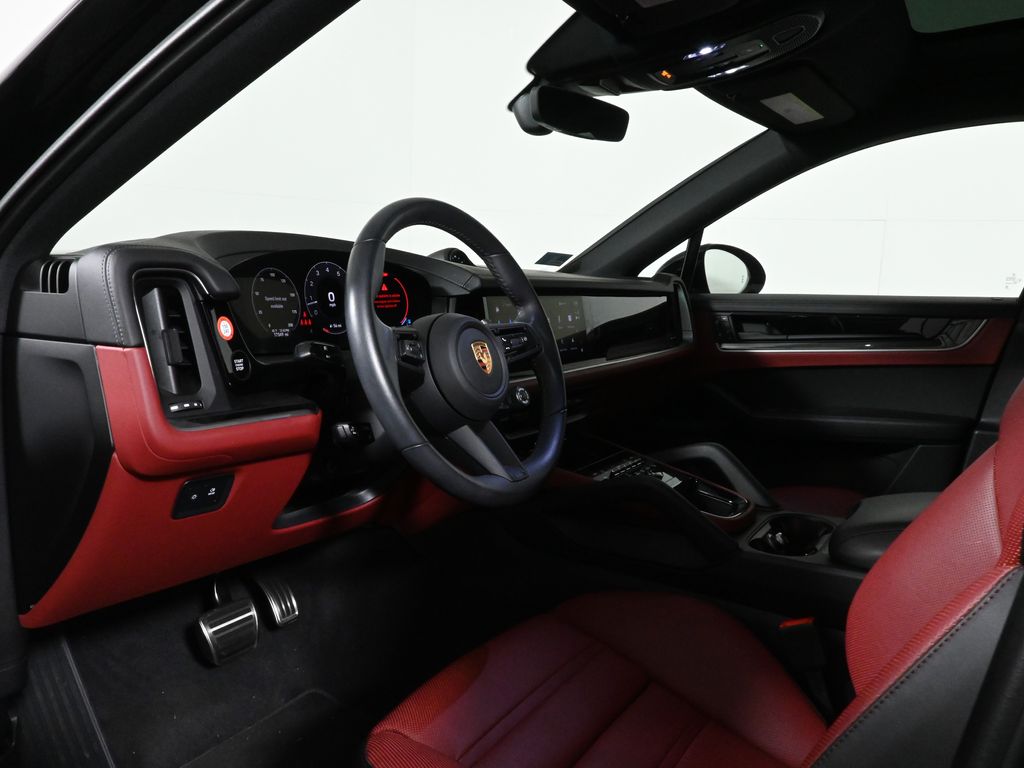 Thumbnail: 2025 Porsche  - 4