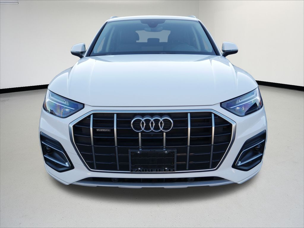 Thumbnail: 2023 Audi Q5 - 8