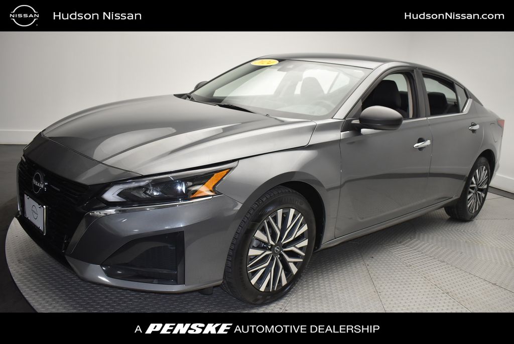 Thumbnail: 2024 Nissan Altima - 1