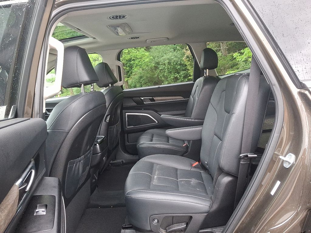 2022 Kia Telluride EX 10