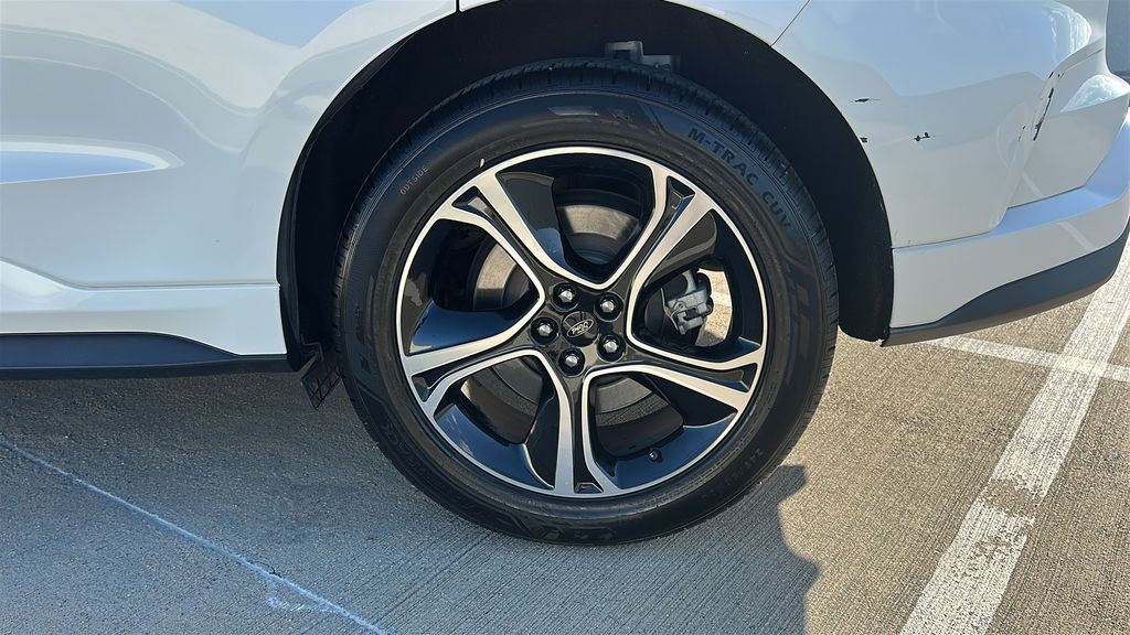 2023 Ford Edge ST White at North Houston Mitsubishi
