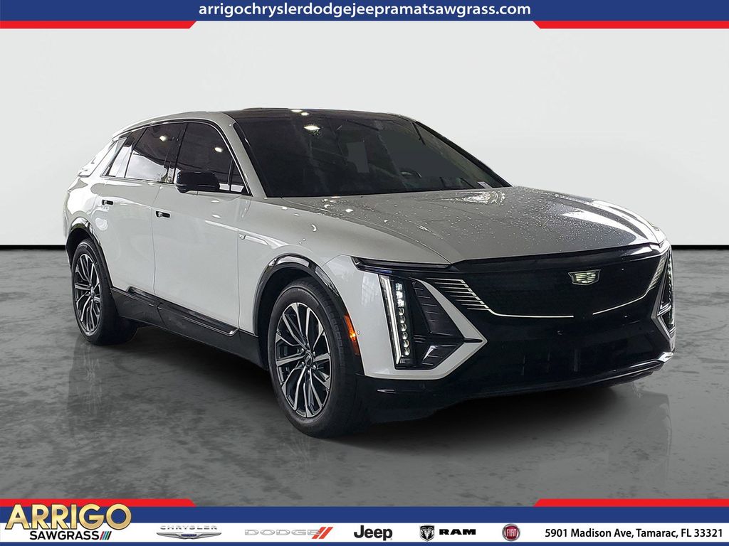2024 Cadillac LYRIQ Sport