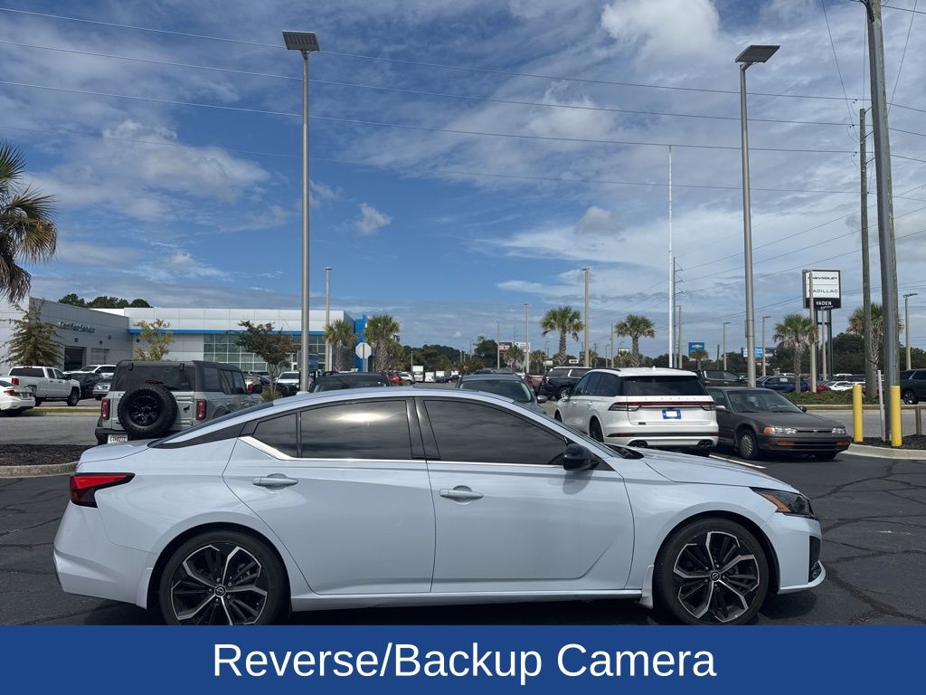 2023 Nissan Altima 2.5 SR
