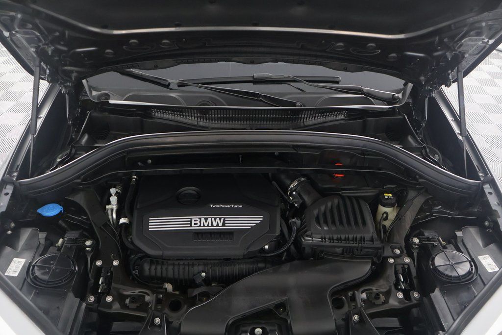 Thumbnail: 2021 BMW X1 - 15
