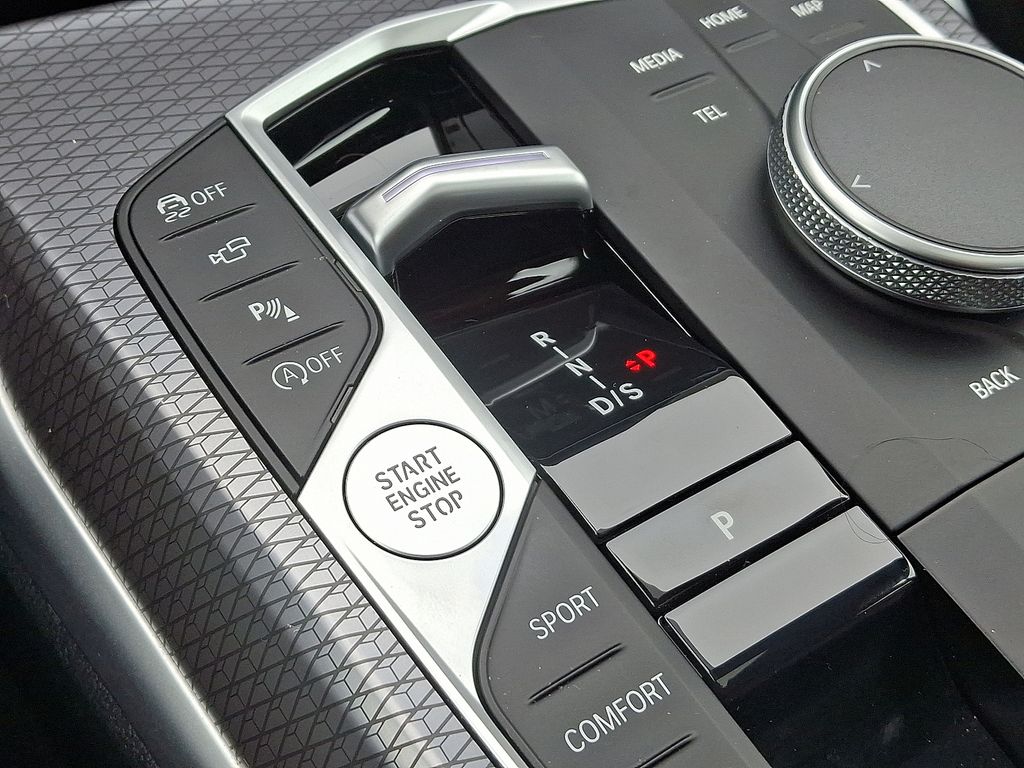 Thumbnail: 2026 BMW 4 Series - 16