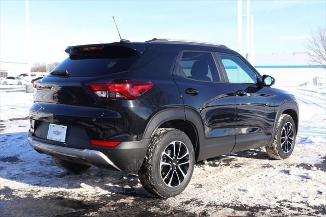 Thumbnail: 2026 Chevrolet TrailBlazer - 8