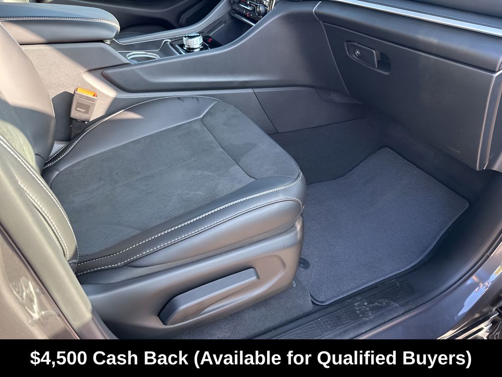 New Car 2025 Jeep Grand Cherokee L  For Sale Under $40,000 In Austin, Texas