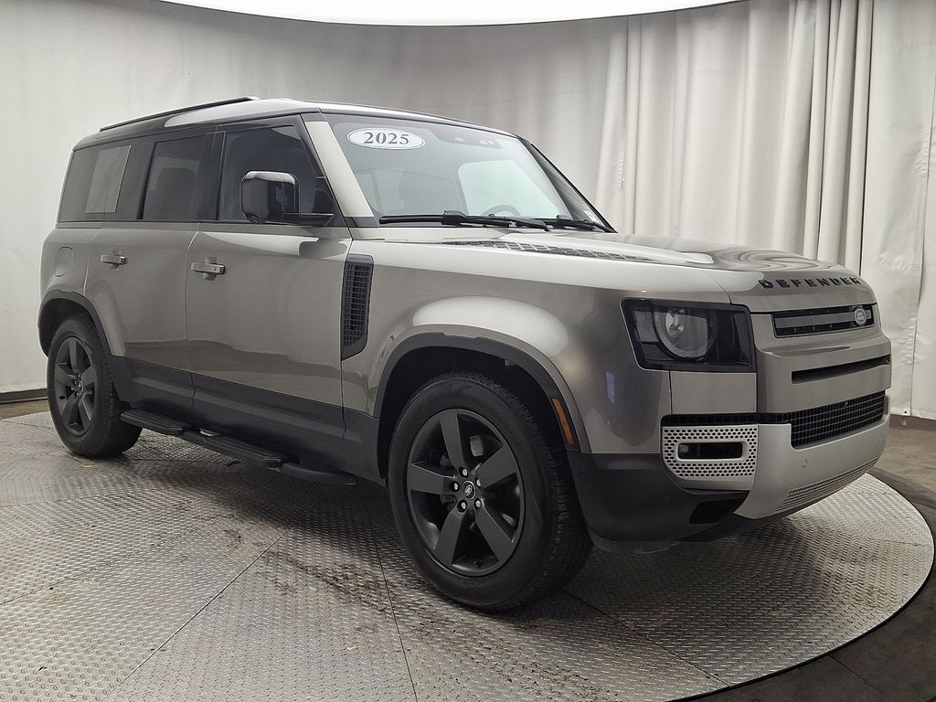 Thumbnail: 2025 Land Rover Defender - 3