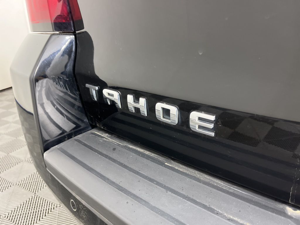 Thumbnail: 2017 Chevrolet Tahoe - 20