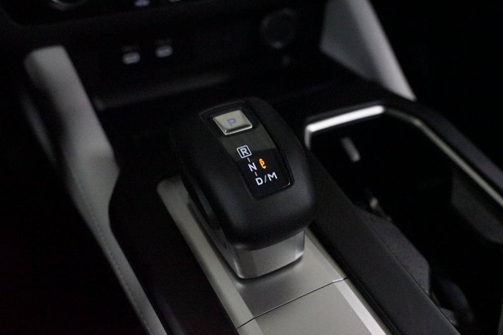 Thumbnail: 2025 Mitsubishi Outlander - 22