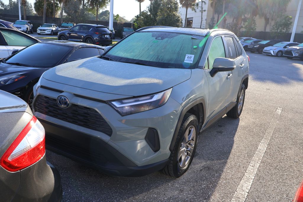 Thumbnail: 2022 Toyota RAV4 - 1