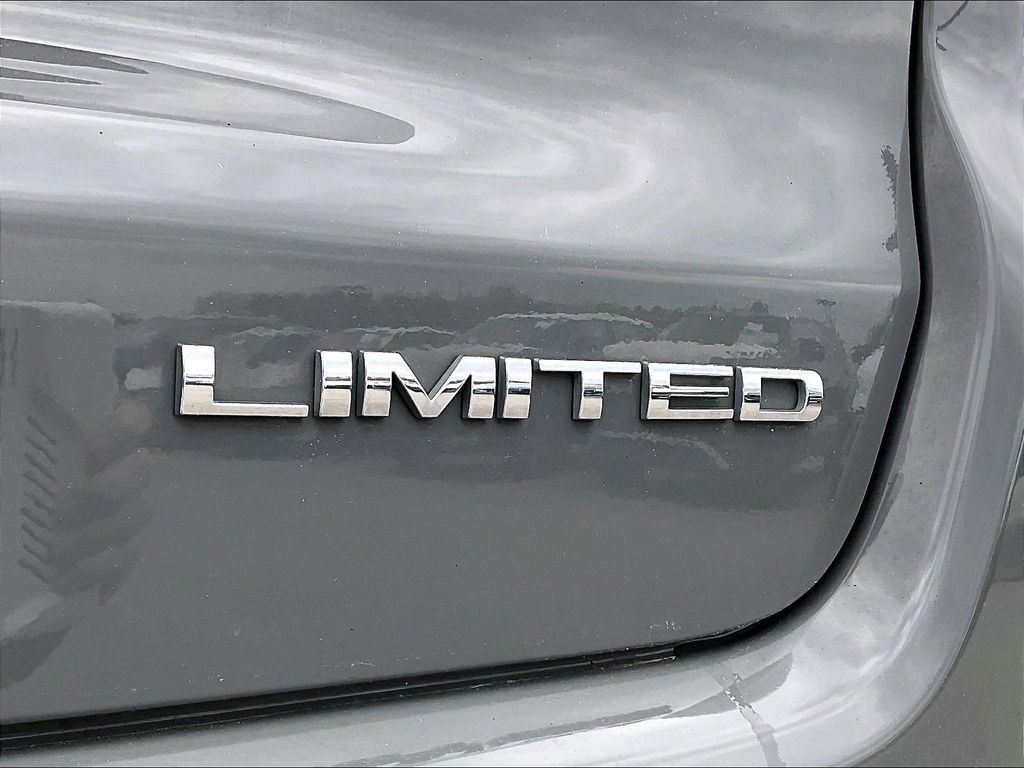 2024 Jeep Compass — photo 26