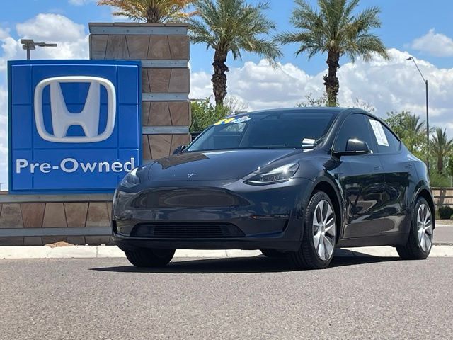 2024 Tesla Model Y Long Range Dual Motor All-Wheel Drive's photo
