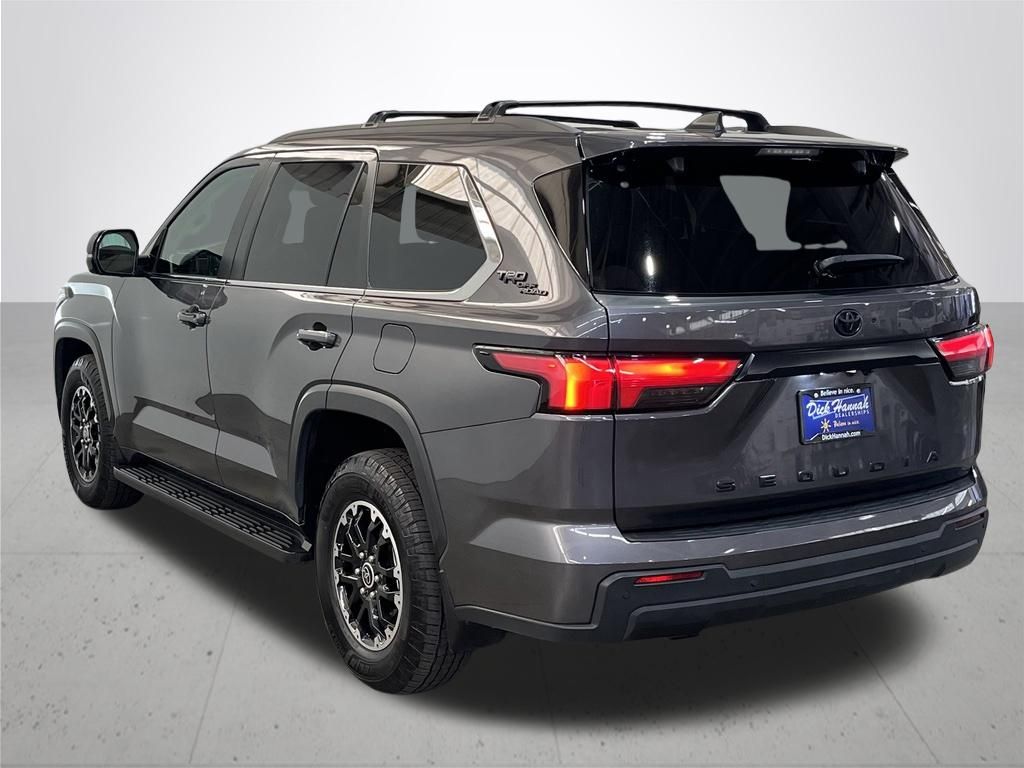 2024 Toyota Sequoia SR5