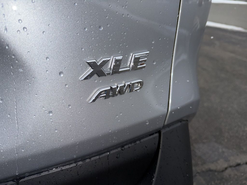 Thumbnail: 2025 Toyota RAV4 - 22