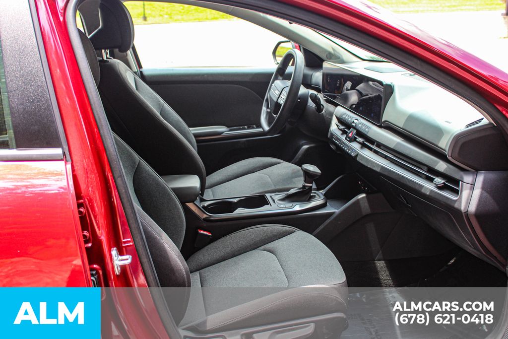Used 2025 Red Kia LXS image 18