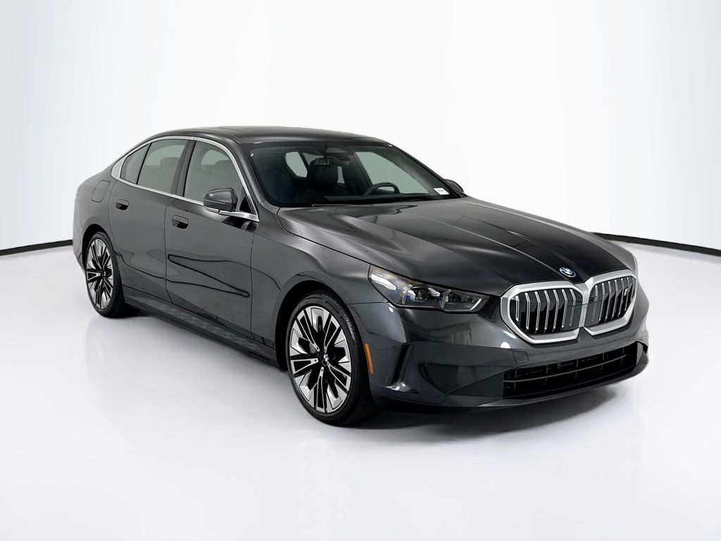 Thumbnail: 2026 BMW i5 - 3