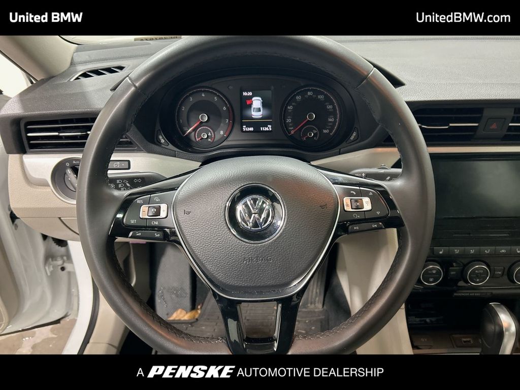 2021 Volkswagen Passat 2.0T 14