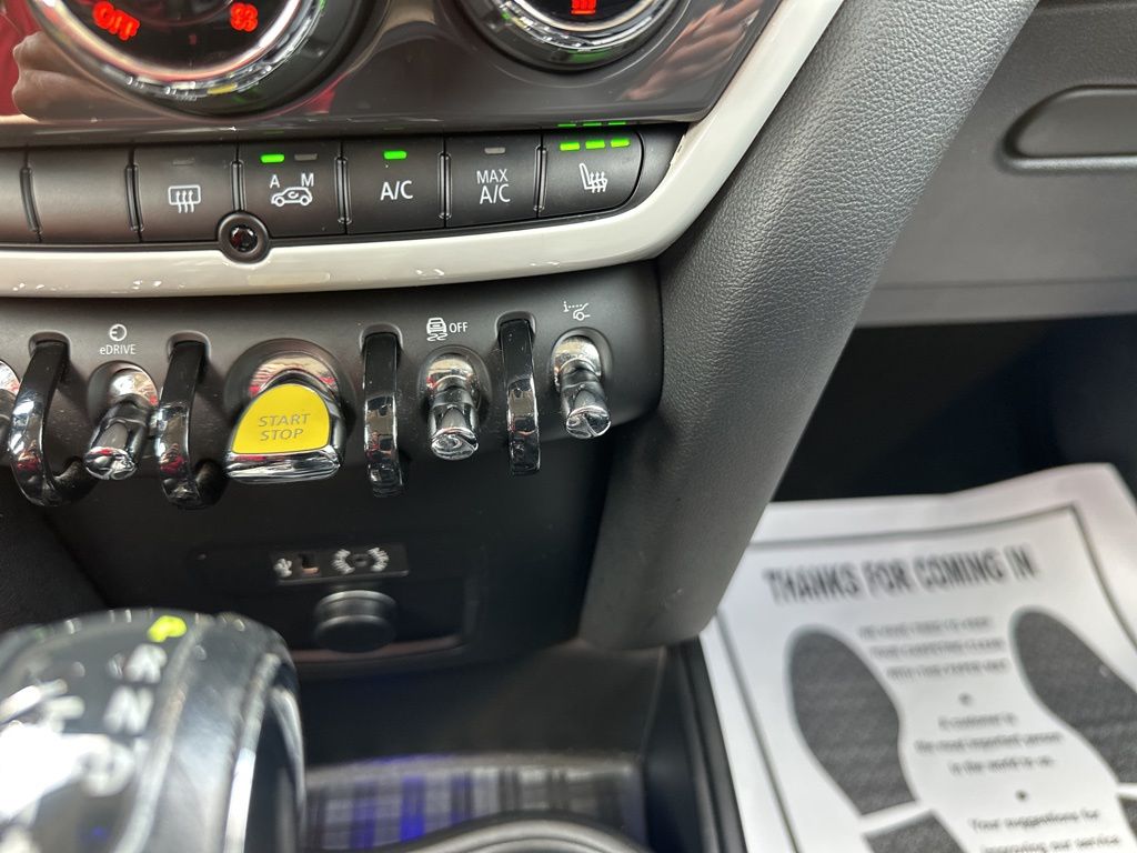 2018 Melting Silver Metallic MINI Countryman E Countryman AWD SUV