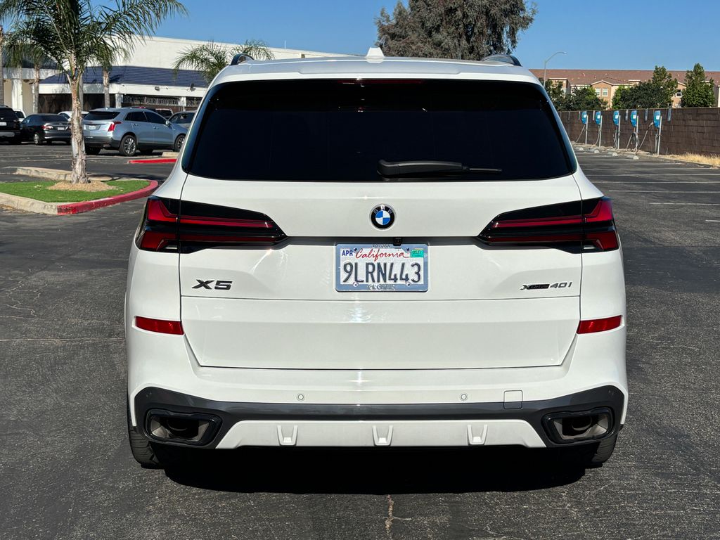 Thumbnail: 2024 BMW X5 - 6