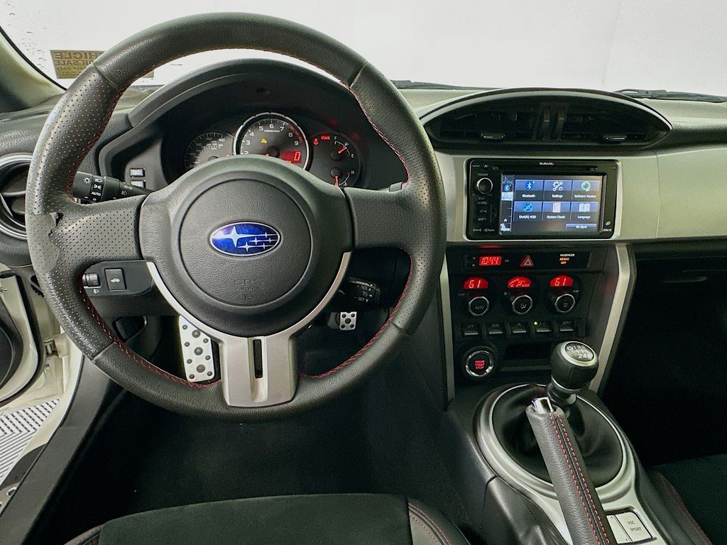 Thumbnail: 2014 Subaru BRZ - 20