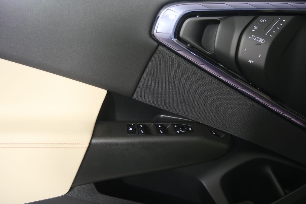 2025 BMW X3 3.0i 8