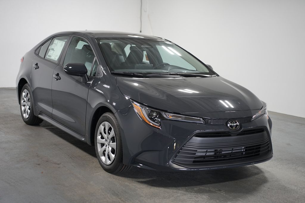 2025 Toyota Corolla LE 3