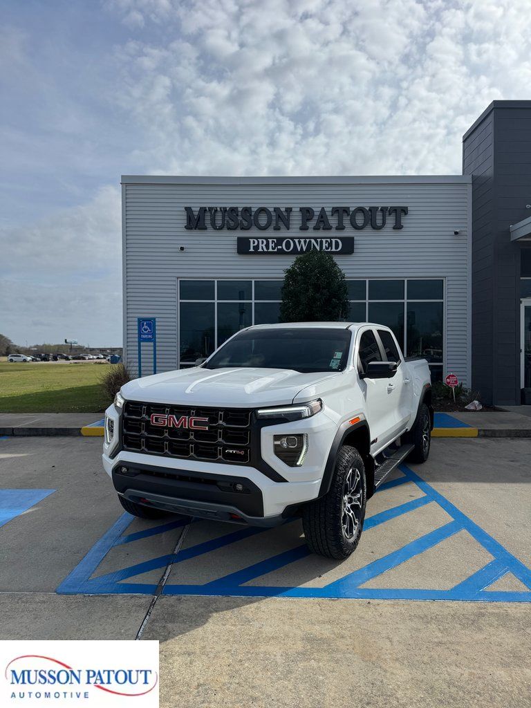 2024 GMC Canyon AT4 Crew Cab 4WD