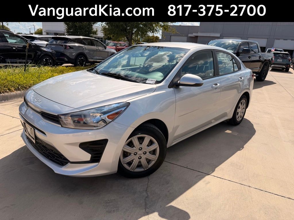 Silky Silver 2022 Kia Rio Sedan Front-Wheel Drive Continuously Variable Transmission