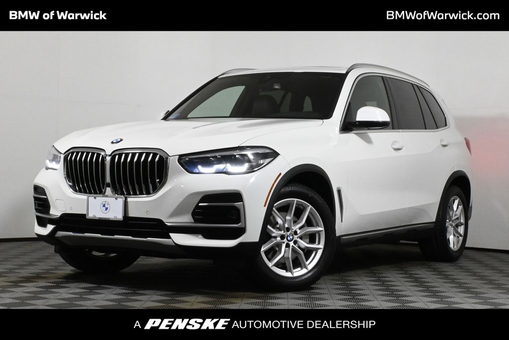 Thumbnail: 2022 BMW X5 - 1