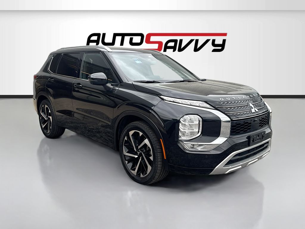 2022 Mitsubishi Outlander SEL FWD's photo