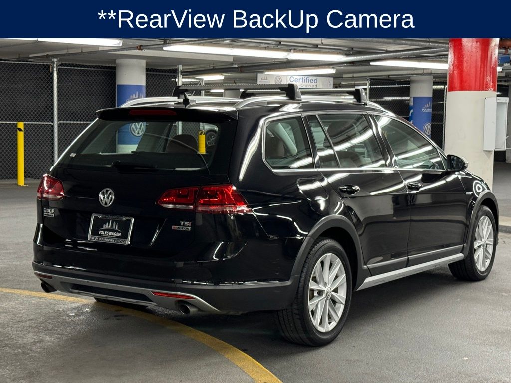 2017 Volkswagen Golf Alltrack TSI S 6